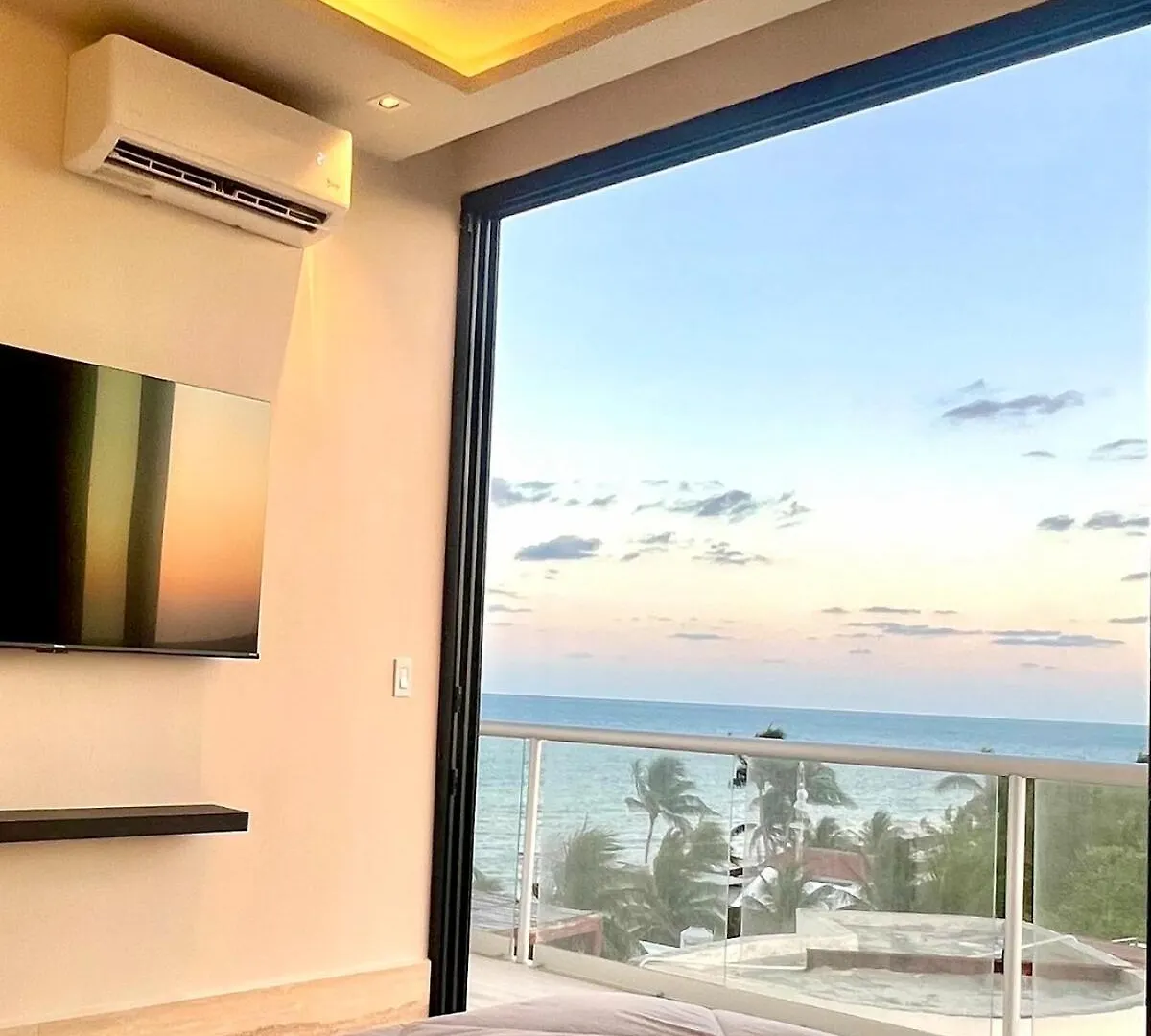 Brand New Exclusive Private Condo With Lots Of Amenities プエルト・モレロス
