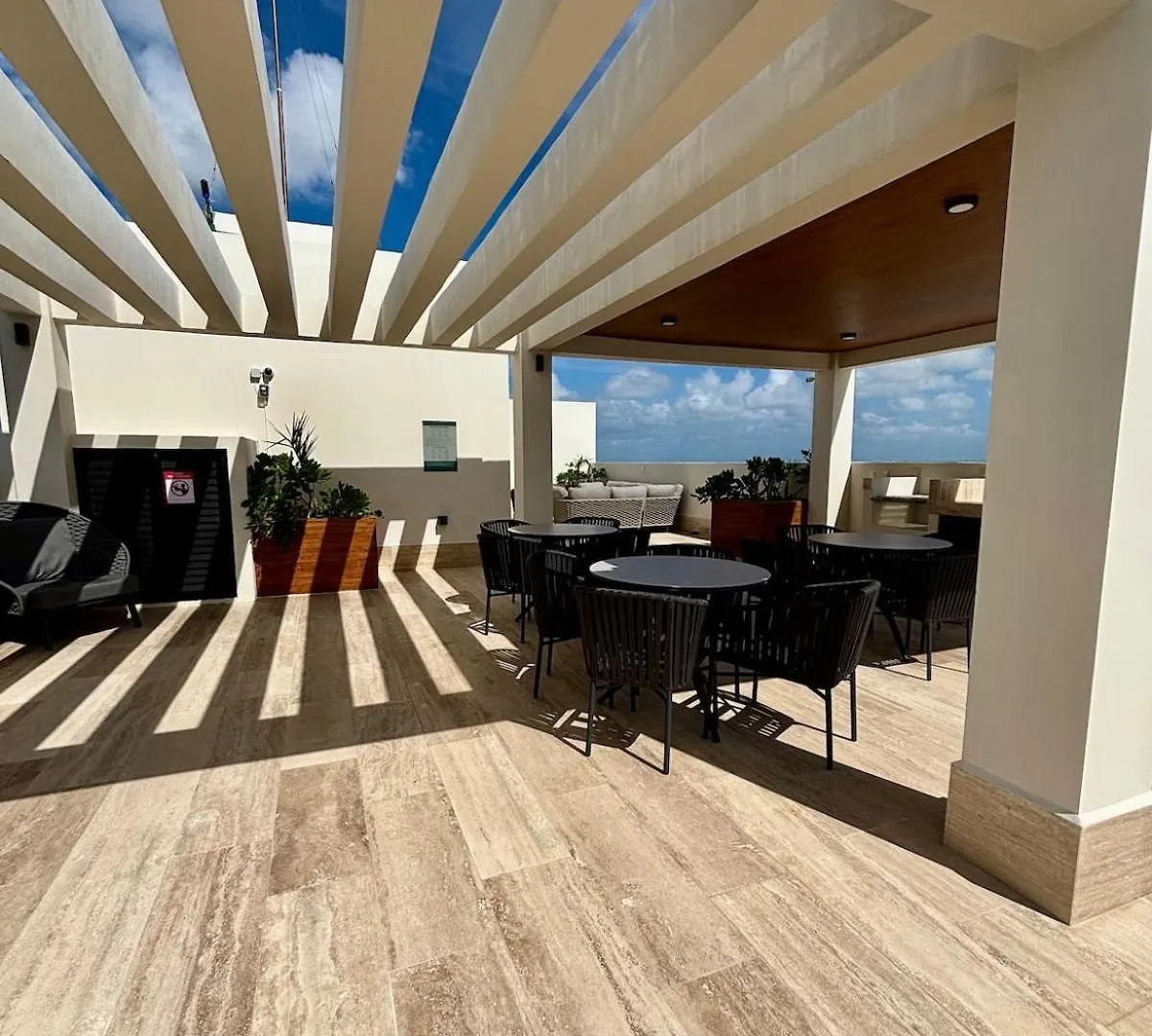 Appartement Brand New Exclusive Private Condo With Lots Of Amenities